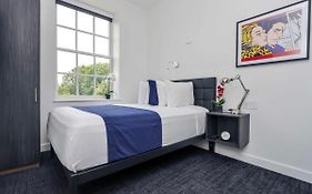 Stylish Studio In Historic Boston